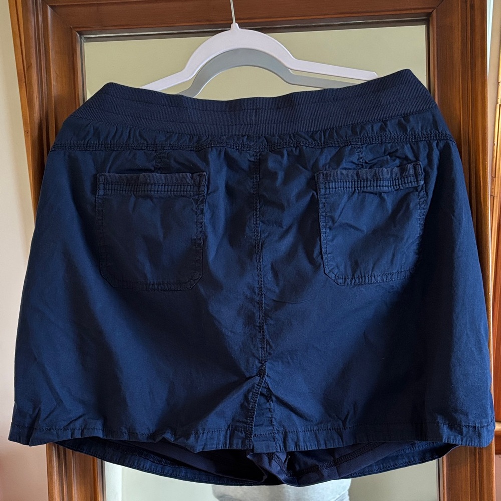 Khakis & Company Navy Pull‑Tie Active Skort 16 VG - Picture 2 of 5